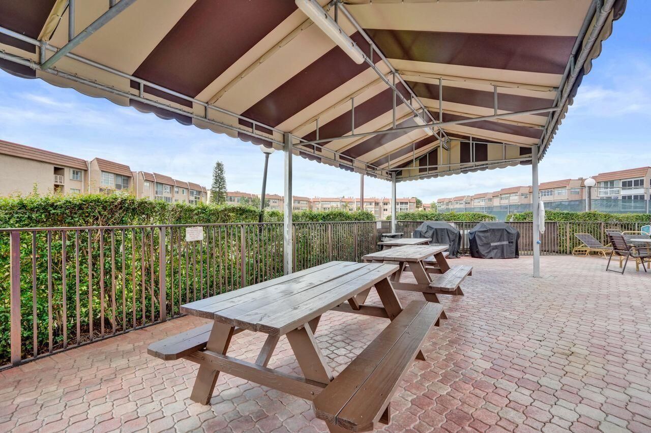 9460 Sunrise Lakes Boulevard, Unit 106, Sunrise, FL 33322 Photo