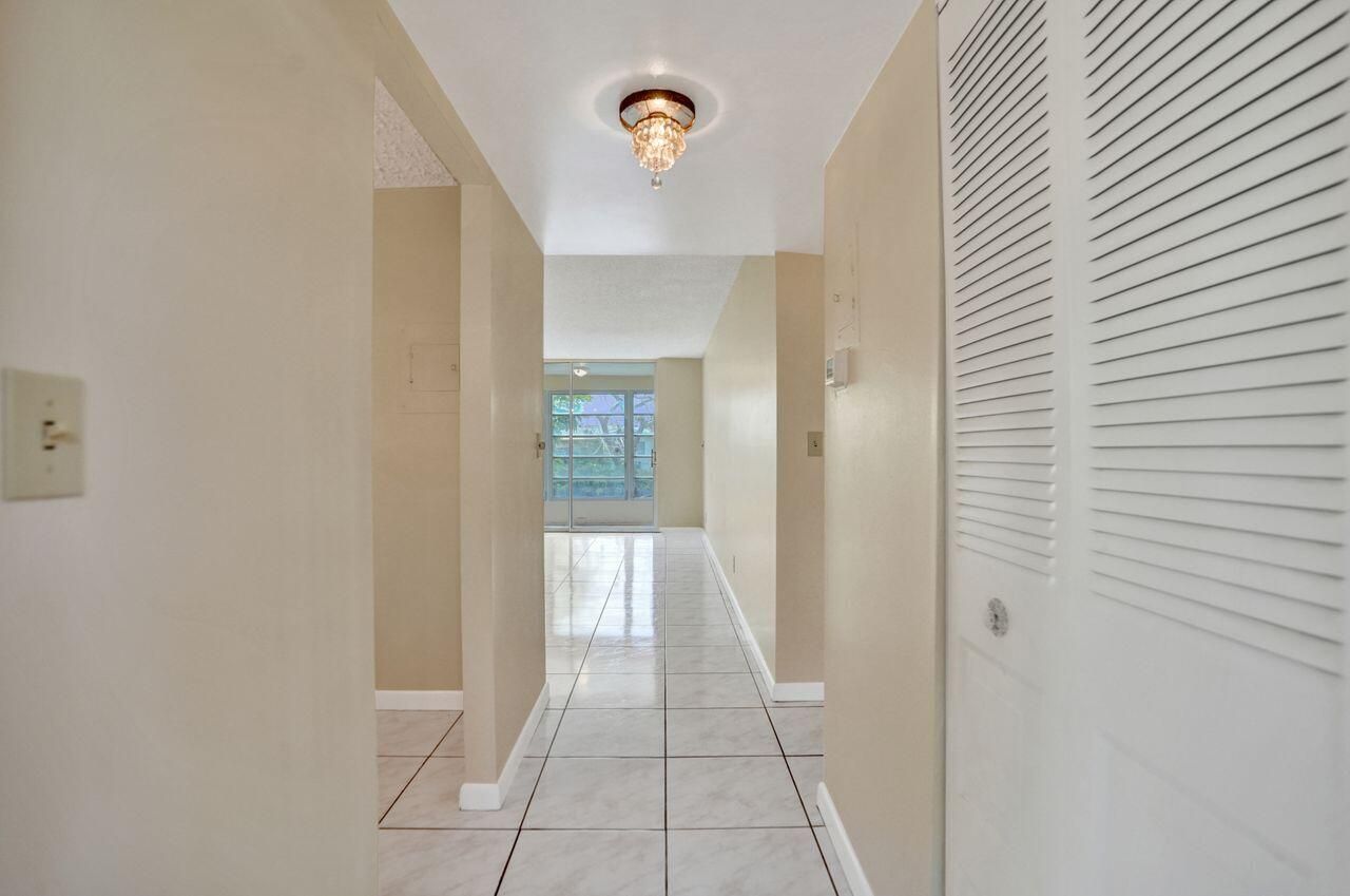 9460 Sunrise Lakes Boulevard, Unit 106, Sunrise, FL 33322 Photo