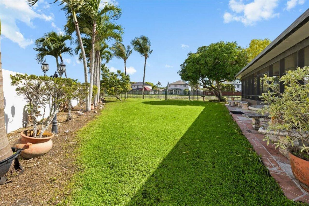 20300 SW 129th Place, Miami, FL 33177 Photo