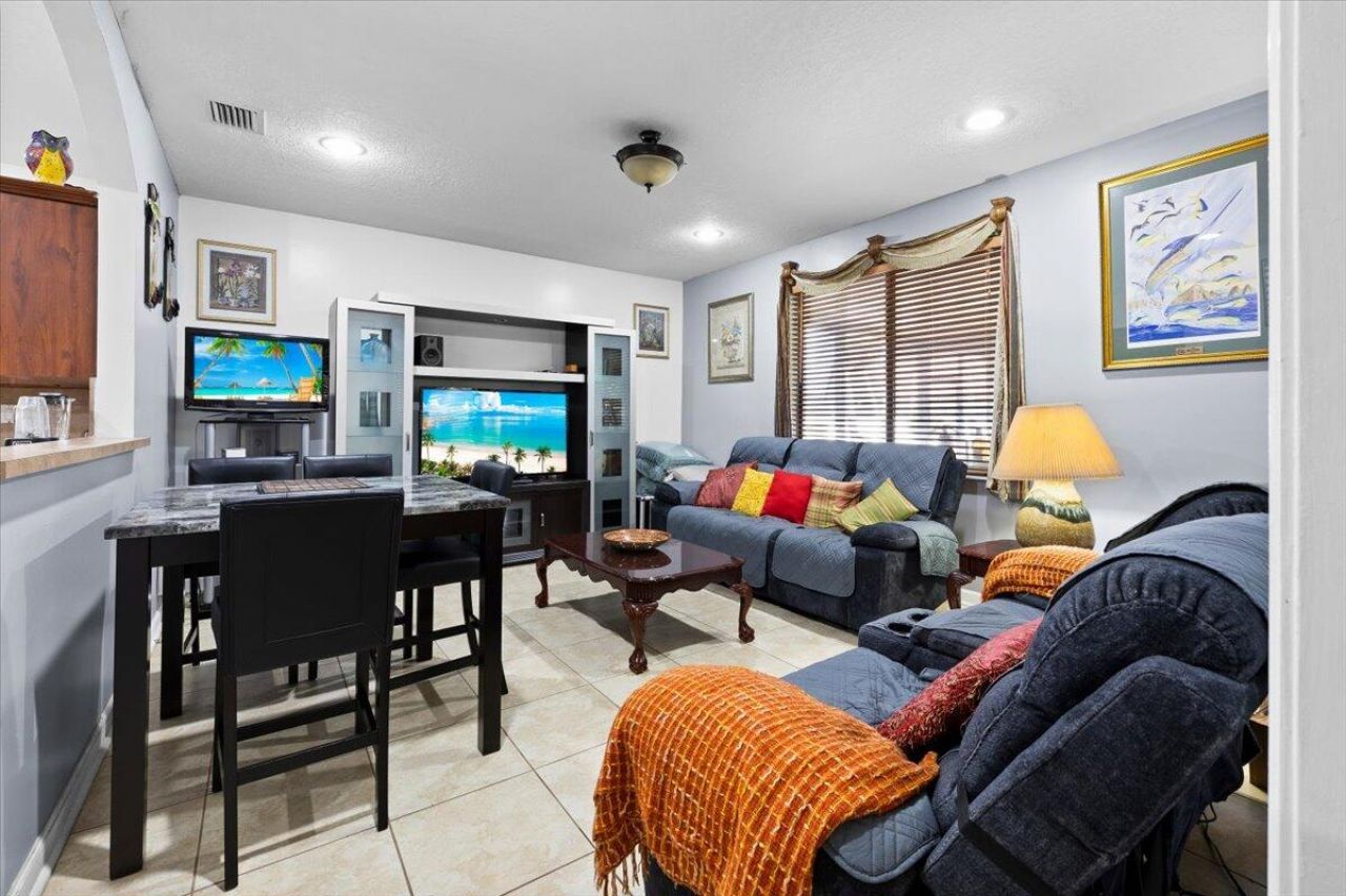 20300 SW 129th Place, Miami, FL 33177 Photo