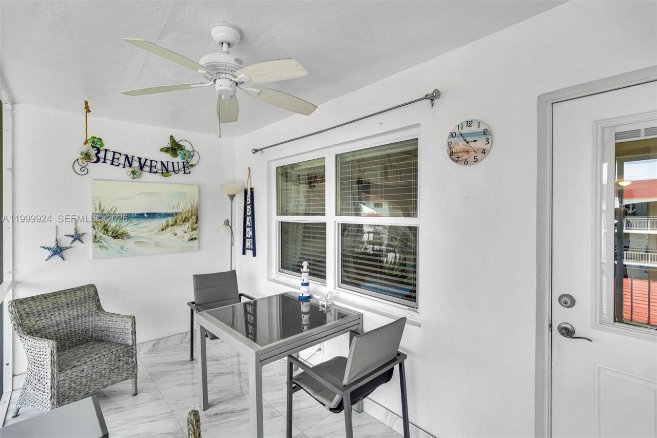 580 Egret Dr, Unit 303, Hallandale Beach, FL 33009 Photo