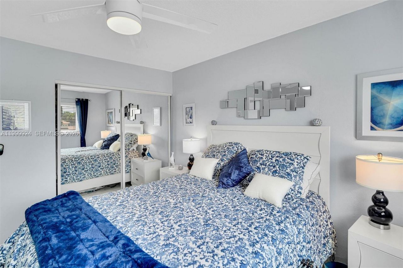 580 Egret Dr, Unit 303, Hallandale Beach, FL 33009 Photo