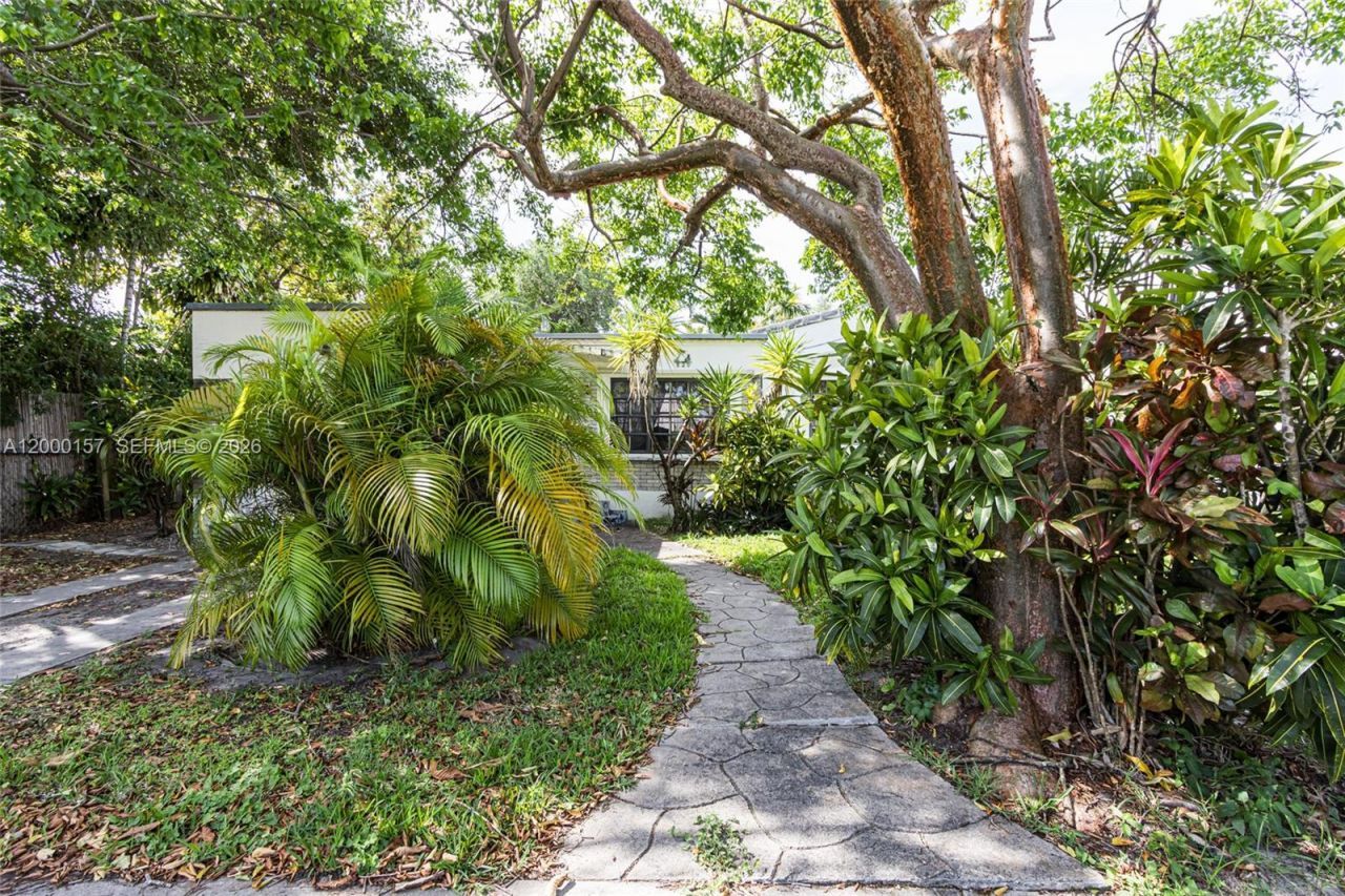 820 NE 82nd Ter, Miami, FL 33138 Photo