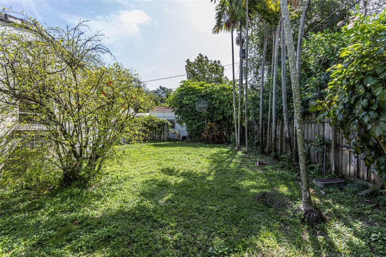 820 NE 82nd Ter, Miami, FL 33138 Photo