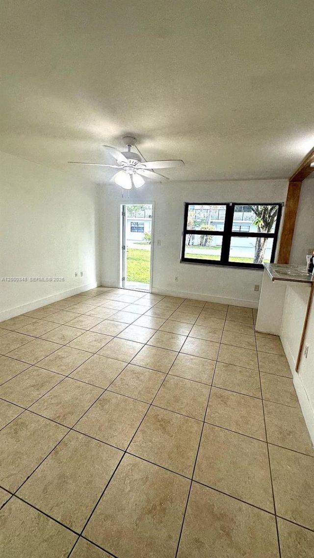 4444 SW 67th Ave, Unit 6, Miami, FL 33155 Photo