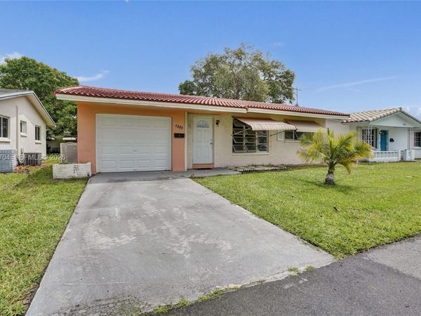 5712 NW 66th Ave , Tamarac, FL 33321