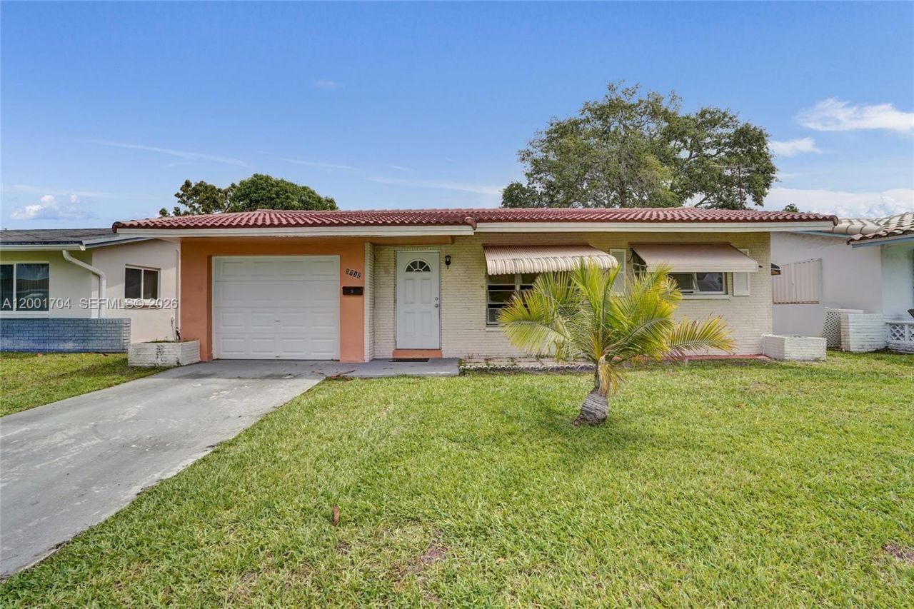 5712 NW 66th Ave, Tamarac, FL 33321 Photo