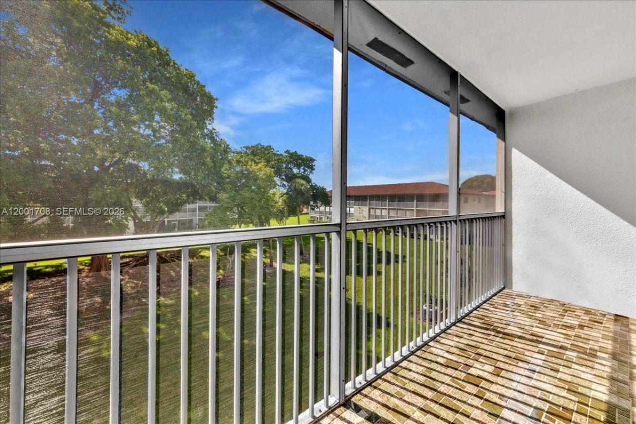 13500 SW 1st St, Unit 307U, Pembroke Pines, FL 33027 Photo