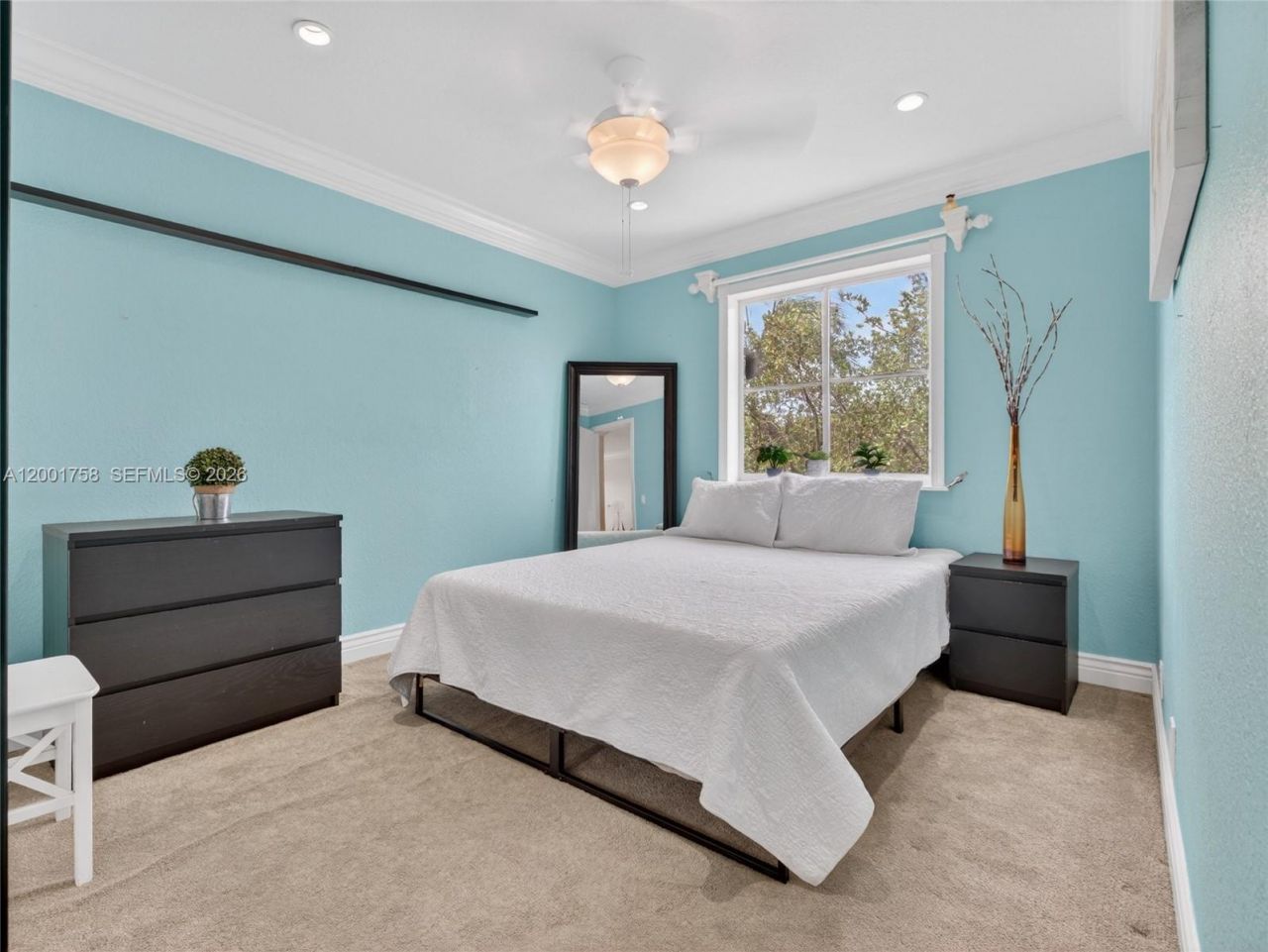 567 Live Oak Ln, Weston, FL 33327 Photo