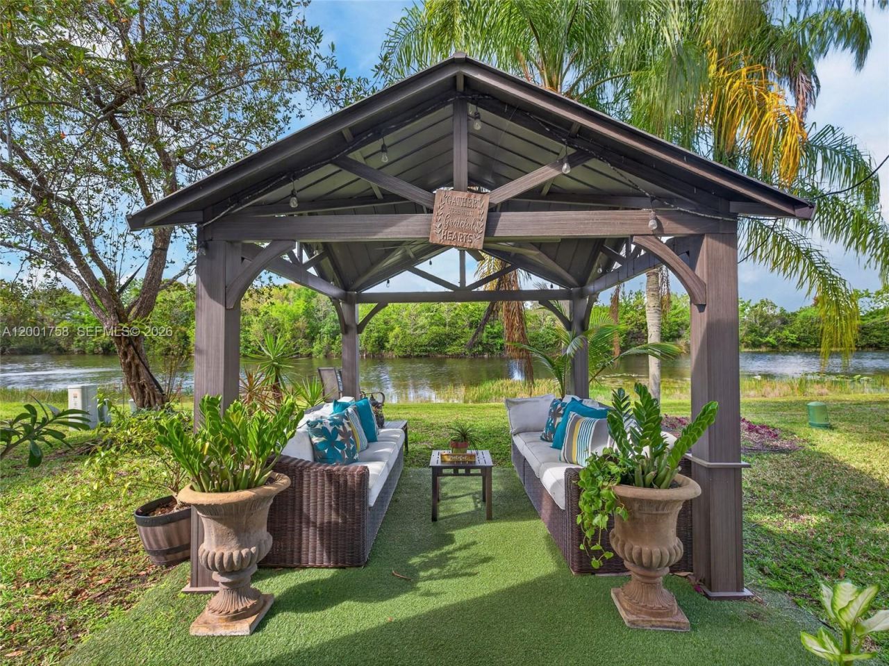 567 Live Oak Ln, Weston, FL 33327 Photo