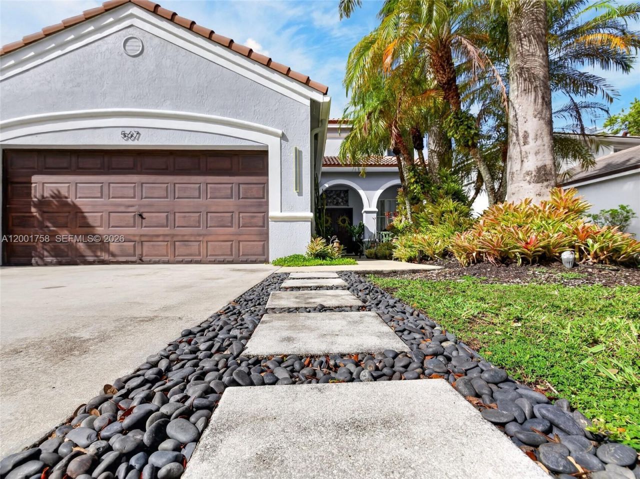 567 Live Oak Ln, Weston, FL 33327 Photo