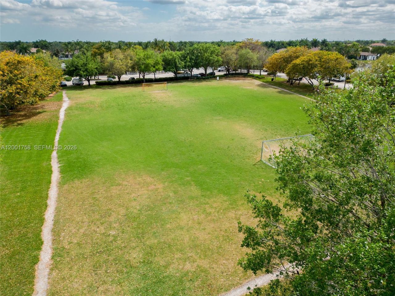 567 Live Oak Ln, Weston, FL 33327 Photo