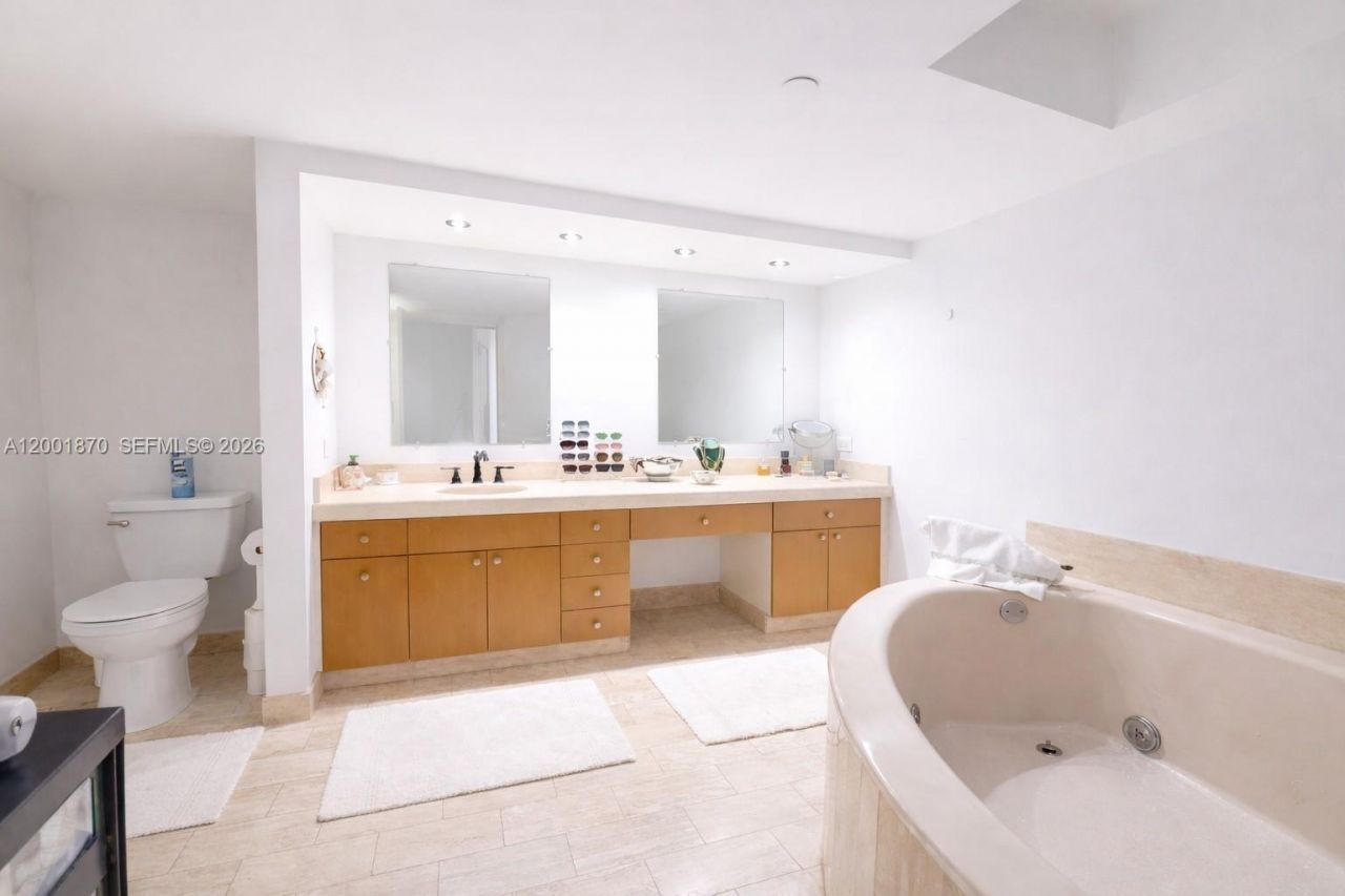 19707 Turnberry Way, Unit 6L, Aventura, FL 33180 Photo