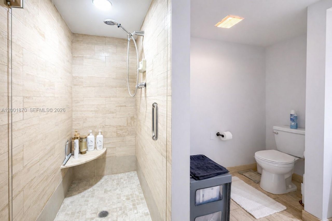 19707 Turnberry Way, Unit 6L, Aventura, FL 33180 Photo