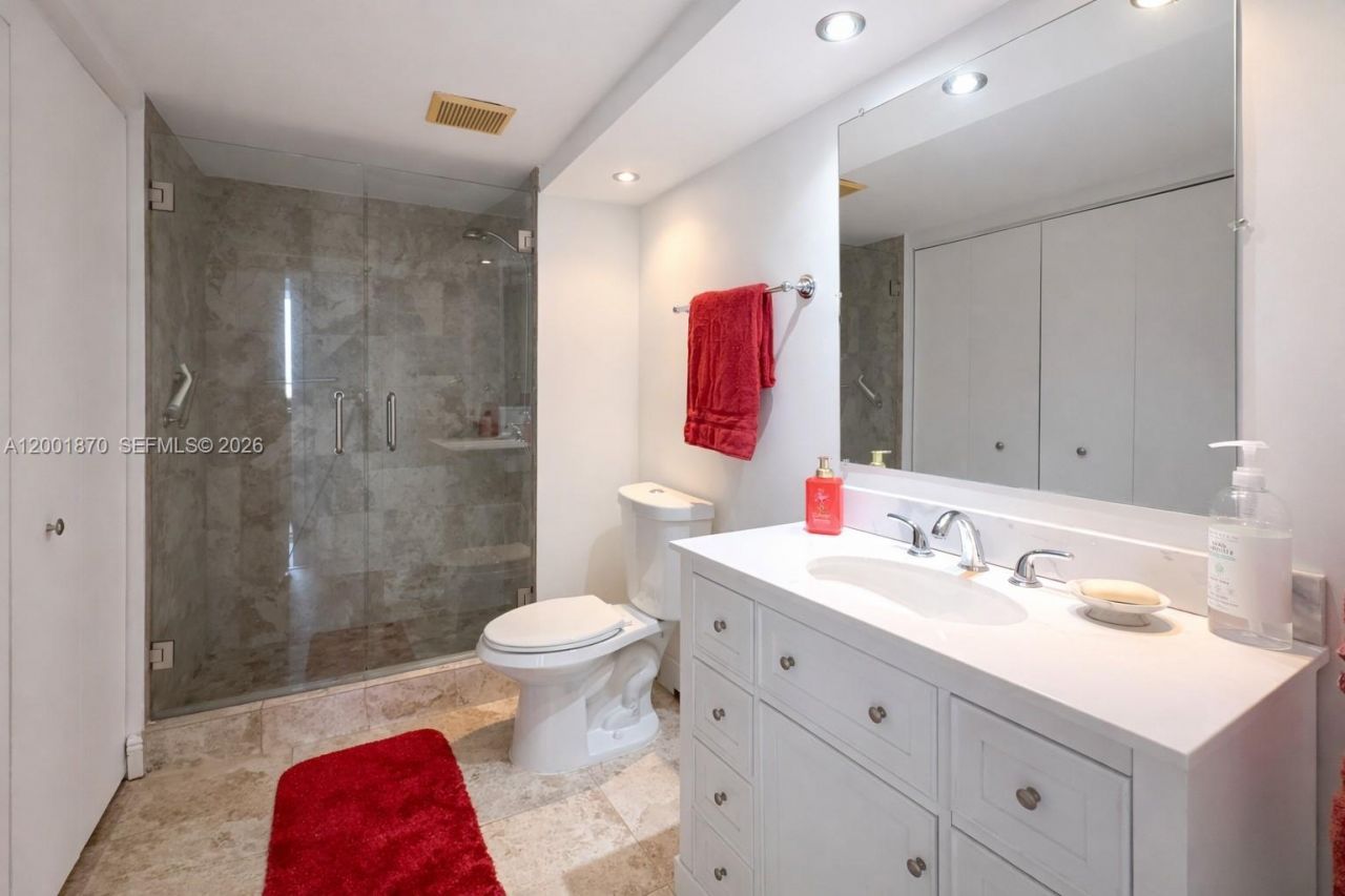 19707 Turnberry Way, Unit 6L, Aventura, FL 33180 Photo