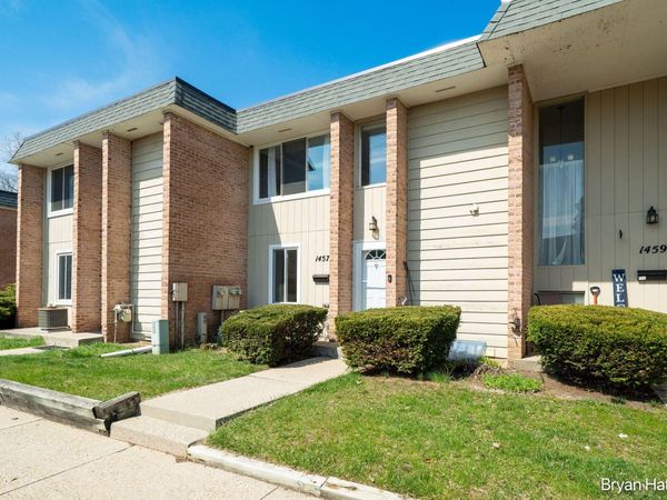 1457 N Saxony Drive SE, Unit 14, Grand Rapids, MI 49508
