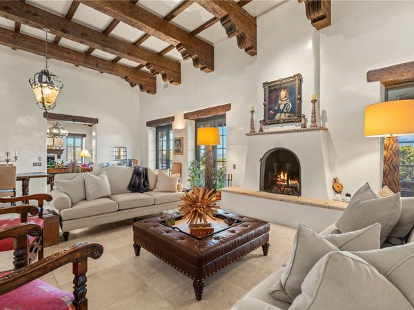 165 Tano Road , Santa Fe, NM 87506