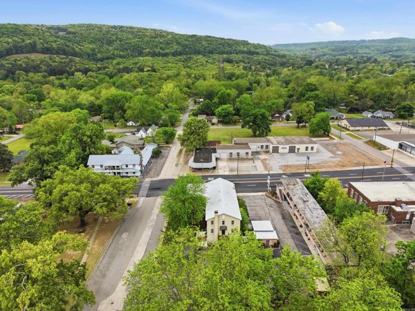 122 E Main Street, Heber Springs, AR 72543