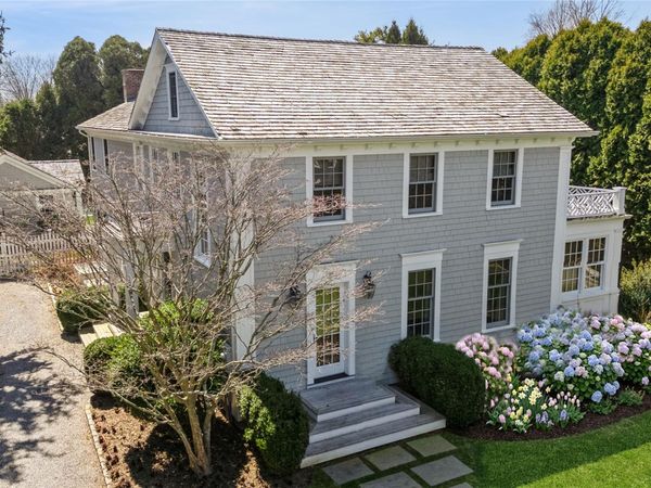 60 Old Town Crossing, Southampton, NY 11968