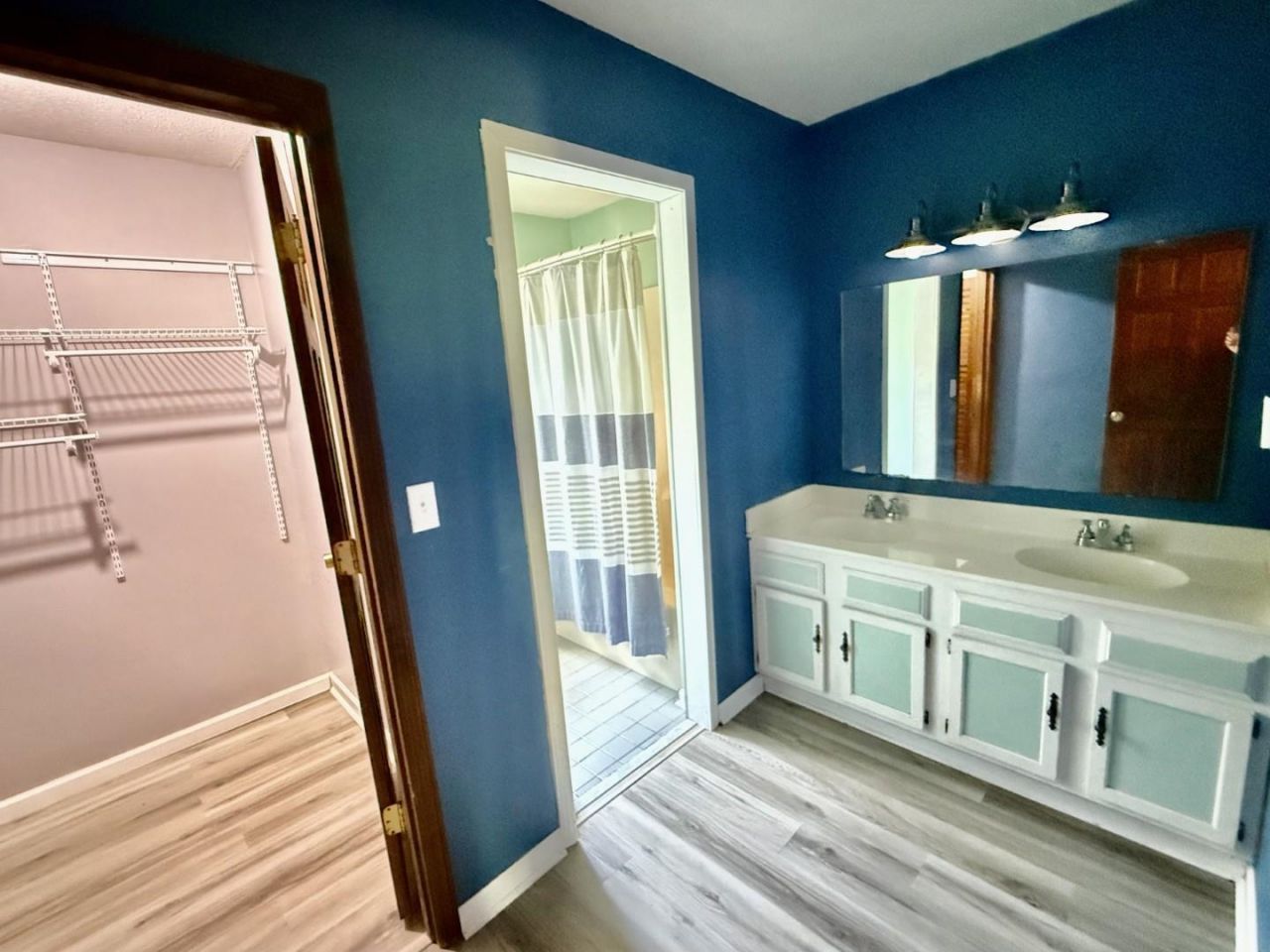 226 Manor Circle Photo 13