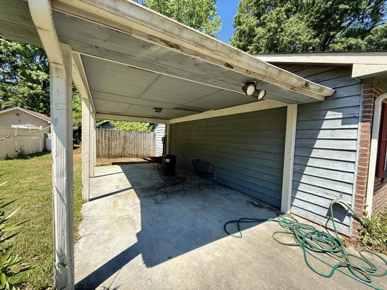 226 Manor Circle Photo 18