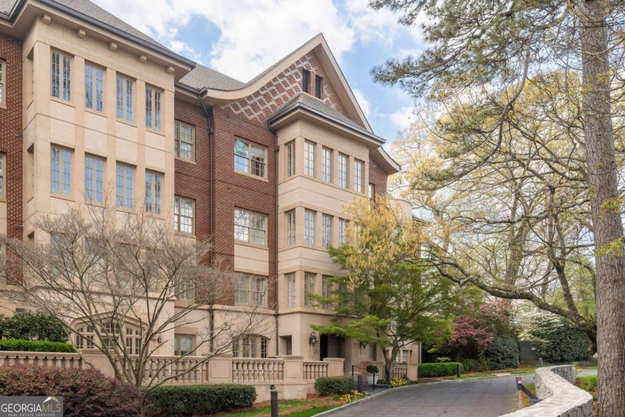 1717 N Decatur Road Ne, Unit 114, Atlanta, GA 30307 Main Photo