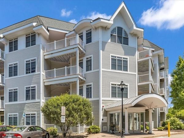 614 Pond St, Unit 1303, Braintree, MA 02184