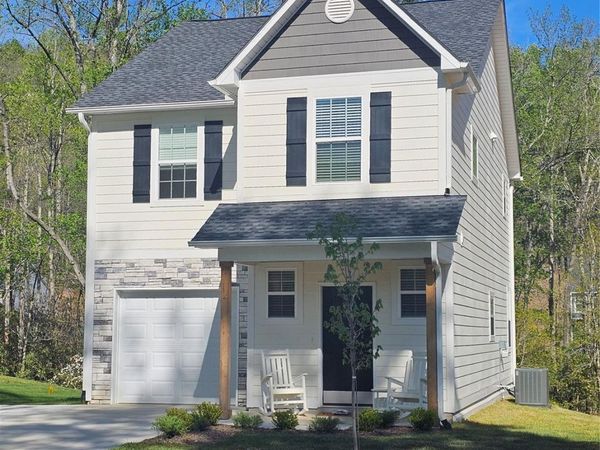 102 Crew Lane , Black Mountain, NC 28711