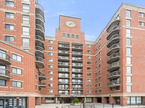 15 N Beacon St, Unit 607, Boston, MA 02134