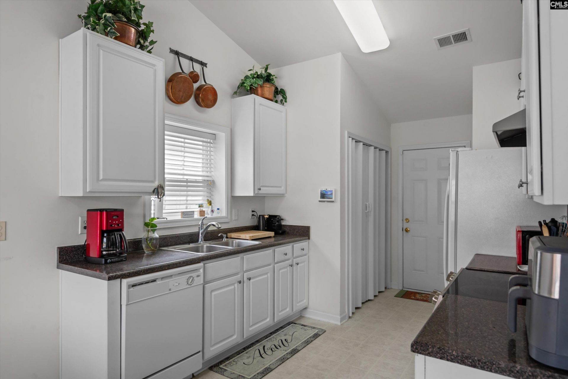 188 Riglaw Circle  Photo 12