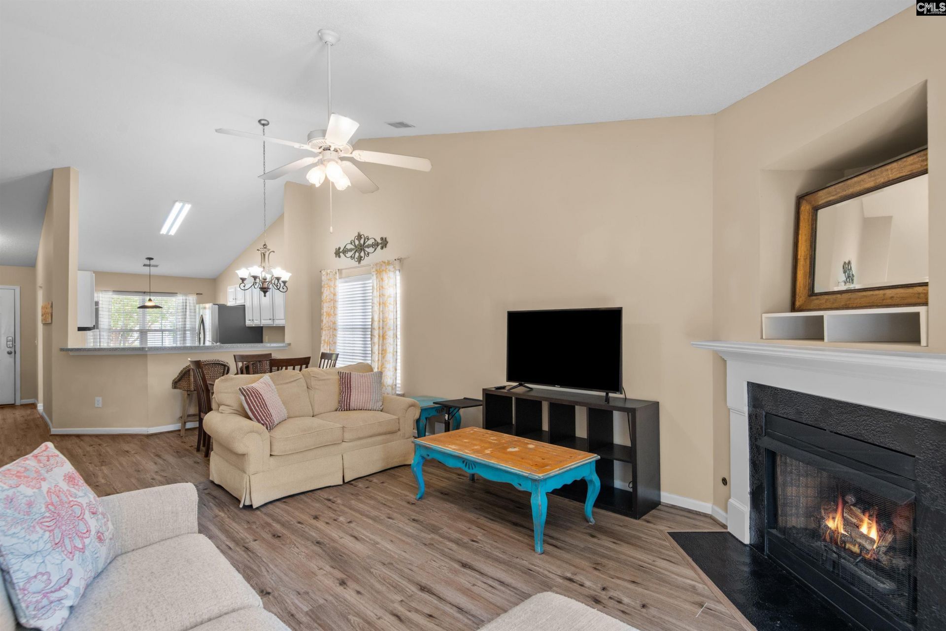 110 Weatherstone Road  Photo 13