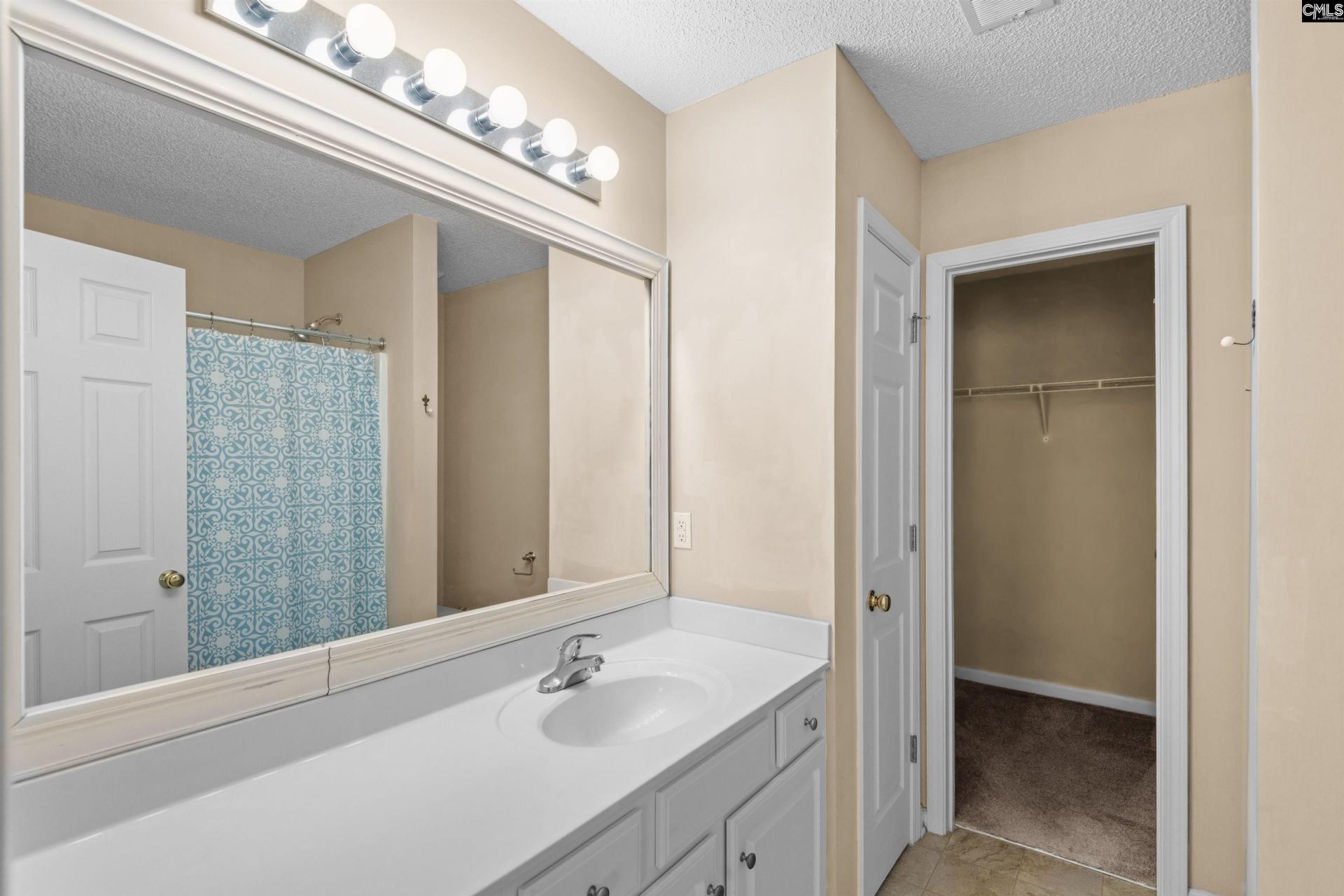 110 Weatherstone Road  Photo 17