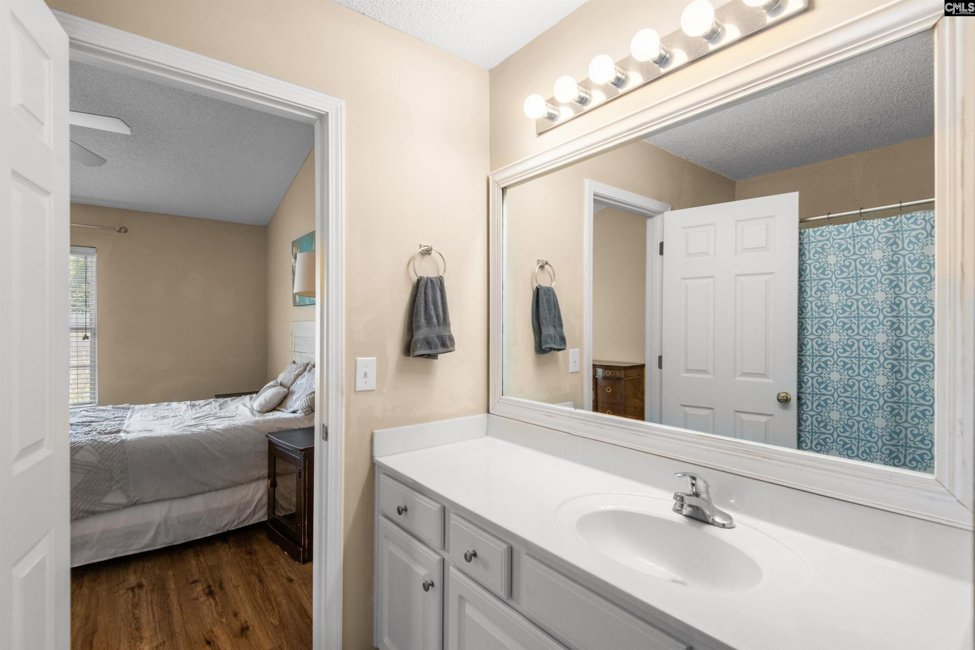 110 Weatherstone Road  Photo 18