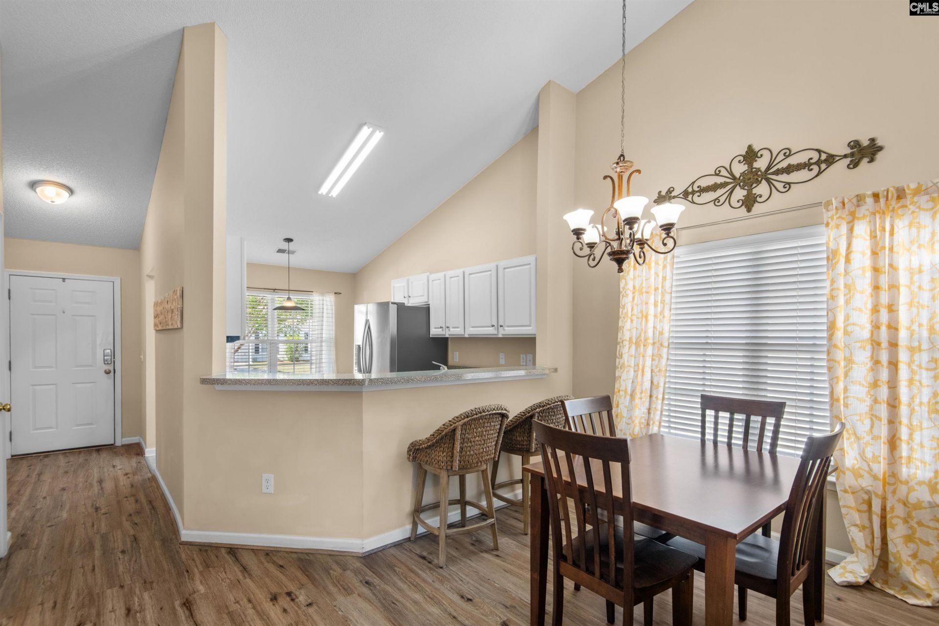 110 Weatherstone Road  Photo 4