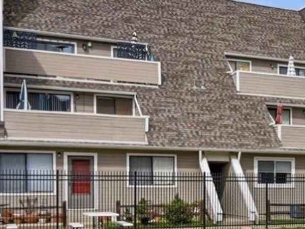 5250 S Huron Way, Unit 1-204, Littleton, CO 80120