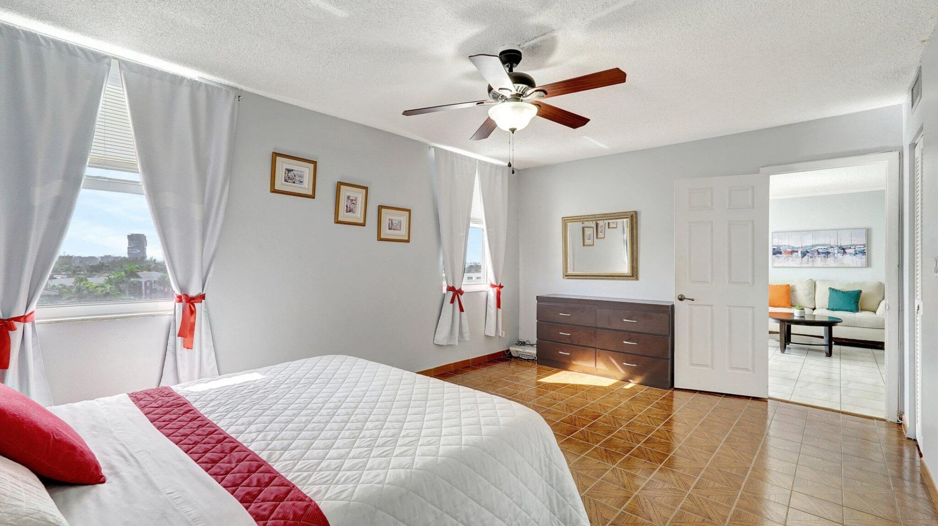 427 Golden Isles Drive, Unit 5j, Hallandale Beach, FL 33009 Photo