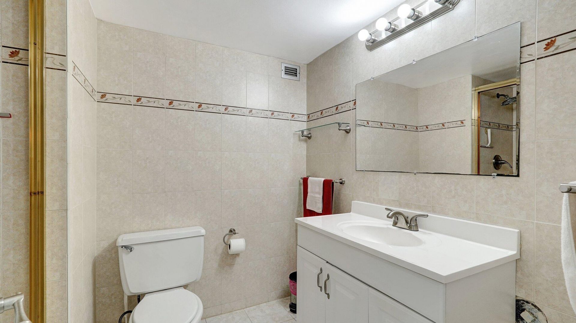 427 Golden Isles Drive, Unit 5j, Hallandale Beach, FL 33009 Photo