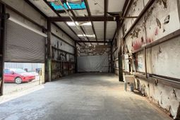62 Brigade Street photo 4