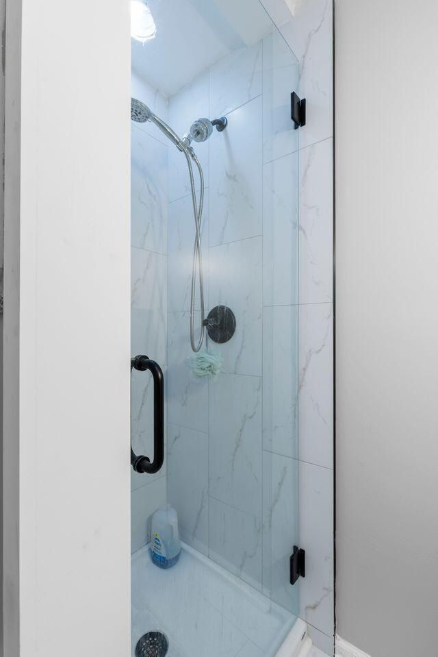 1921 Ferguson Road Photo 12