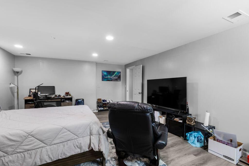 1921 Ferguson Road Photo 19