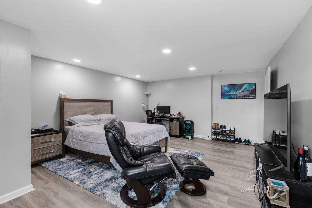 1921 Ferguson Road Photo 20