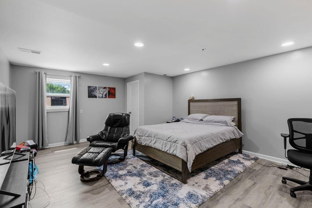 1921 Ferguson Road Photo 21