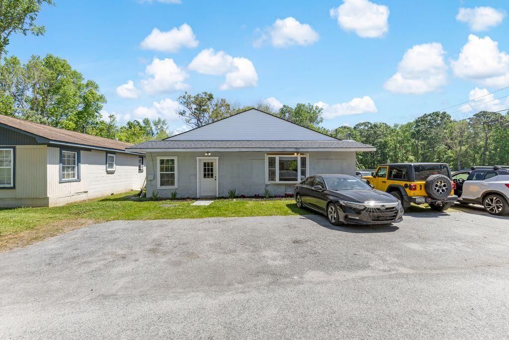 1921 Ferguson Road Photo 32