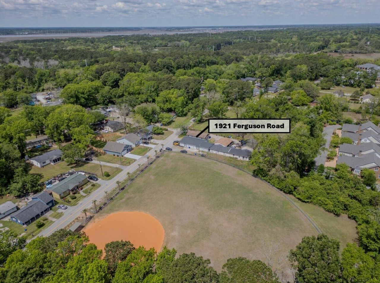 1921 Ferguson Road Photo 34