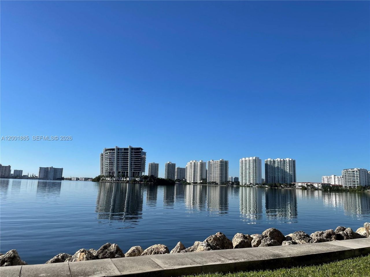 3600 Mystic Pointe Dr, Unit 114, Aventura, FL 33180 Photo