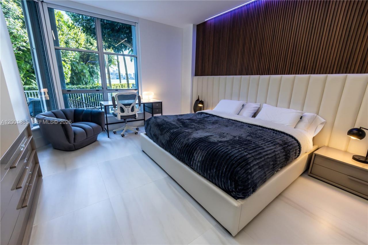 3600 Mystic Pointe Dr, Unit 114, Aventura, FL 33180 Photo