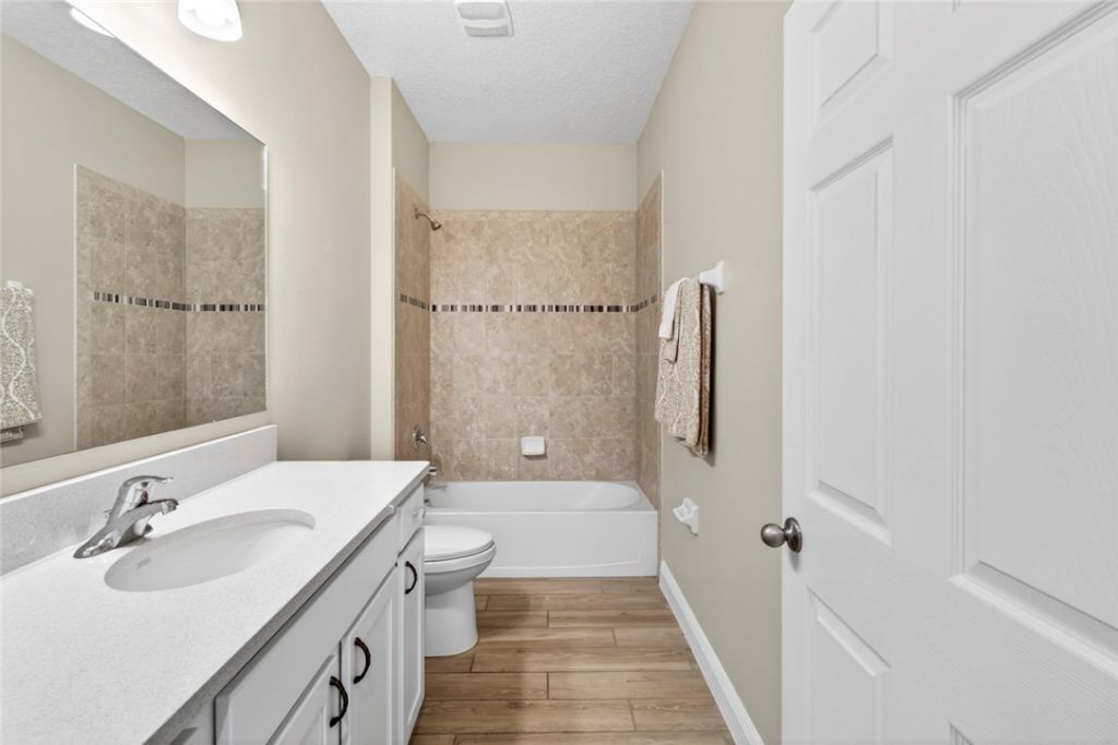 2557 Saint Lucia Circle, Vero Beach, FL 32967 Photo