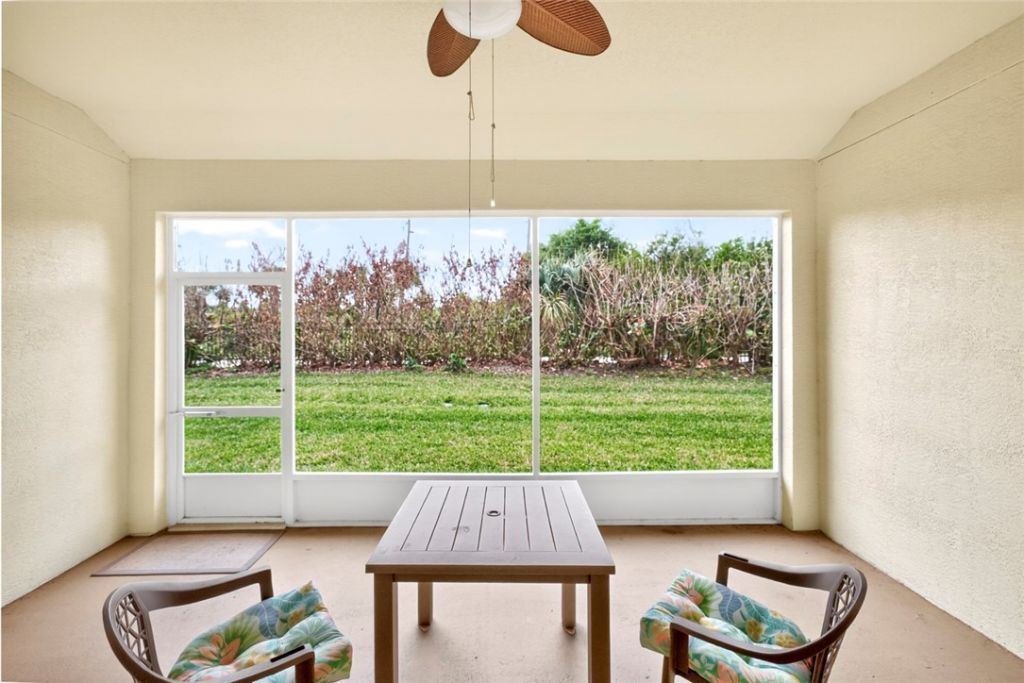 2557 Saint Lucia Circle, Vero Beach, FL 32967 Photo