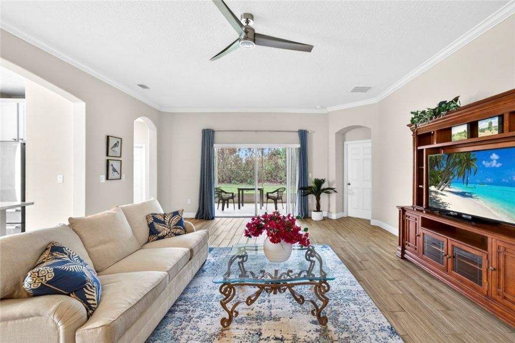 2557 Saint Lucia Circle, Vero Beach, FL 32967 Photo