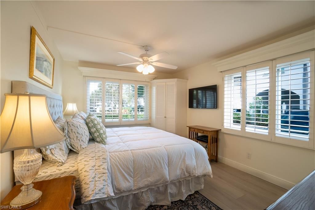 388 4th Ave S, Unit 388, Naples, FL 34102 Photo